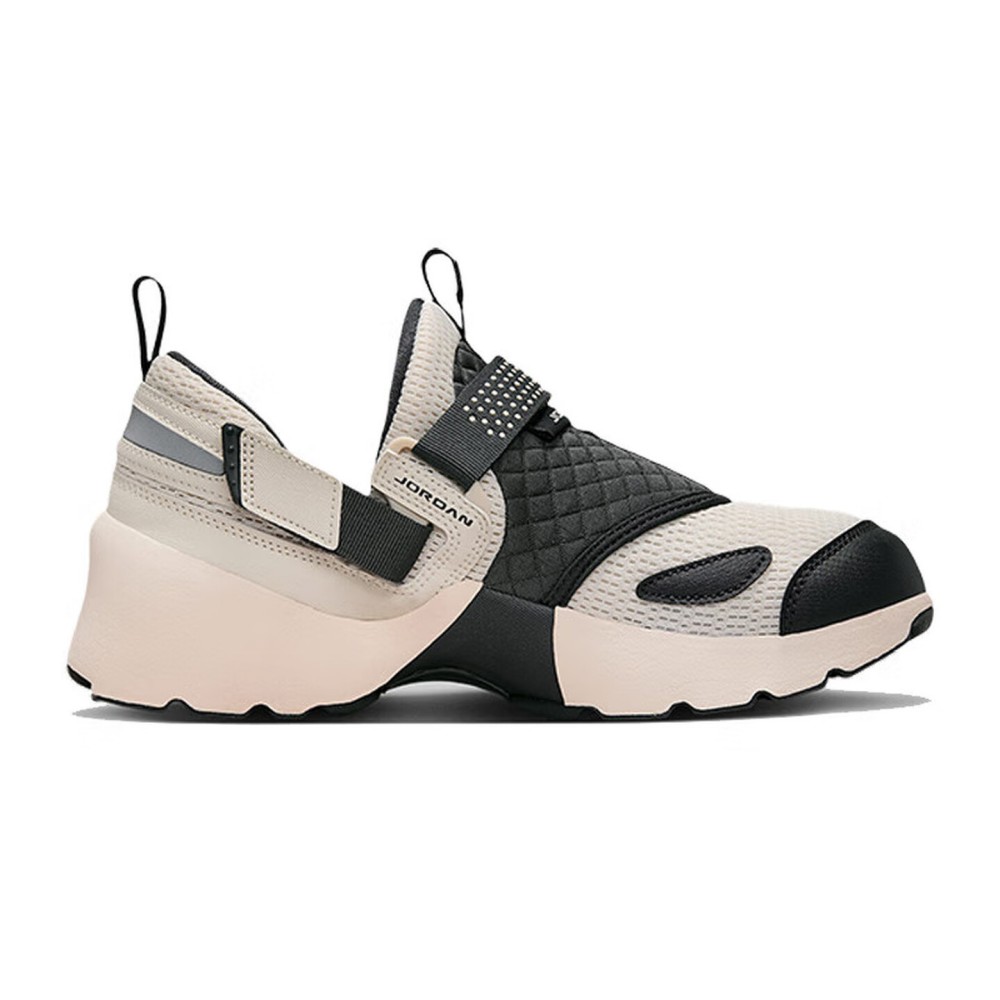 Nike TRUNNER LX: Stylish, Vers - đánh giá và giá Women Shoes Running Nike